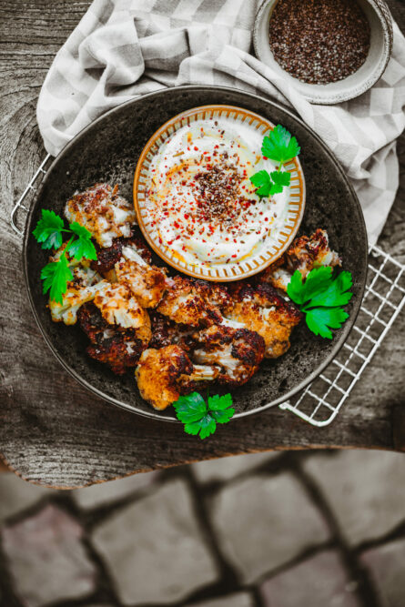 Homemade Vegan Buffalo Wings with Yogurt Dip – it's the vegan version of Chicken Wings made out of cauliflower
